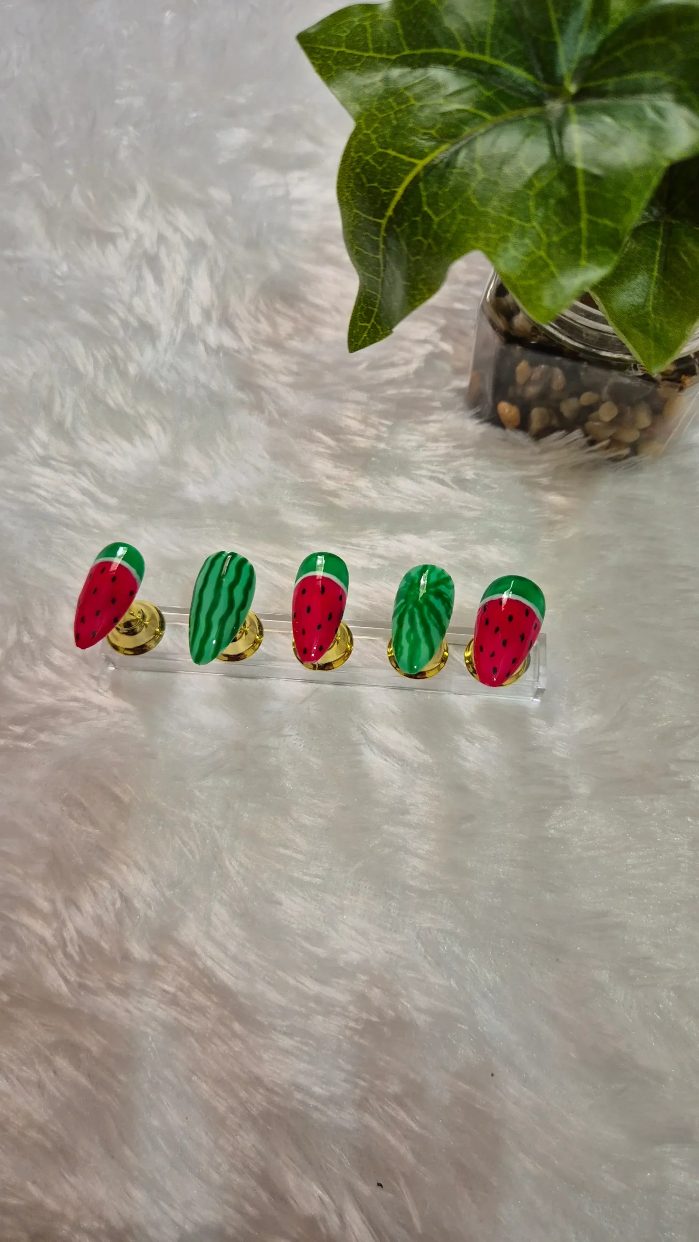 — Palmea nail art